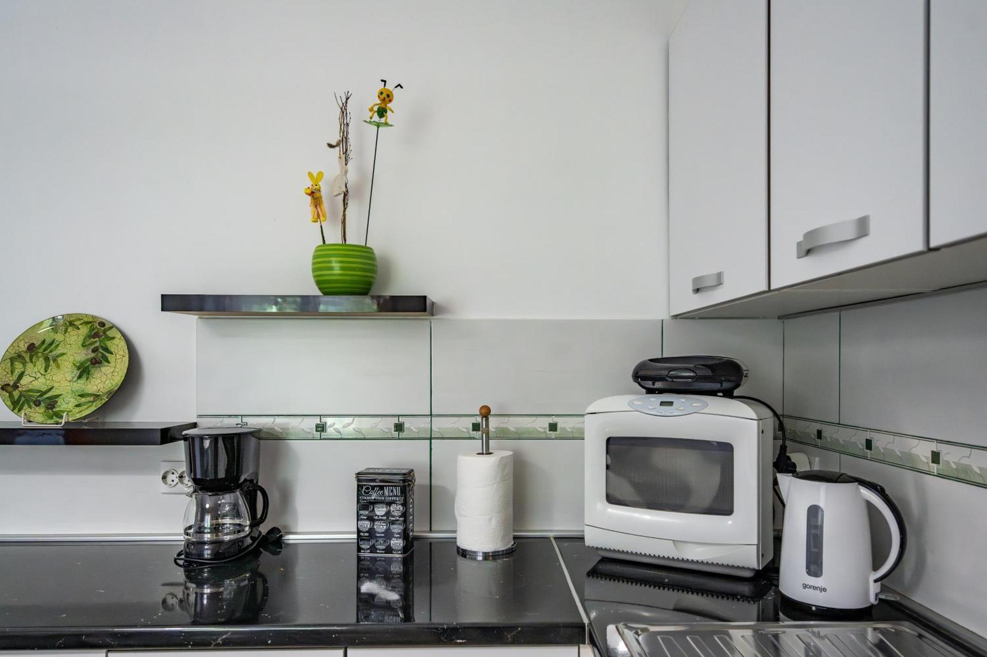 E-M Apartments With Private Pool Vinkuran Dış mekan fotoğraf